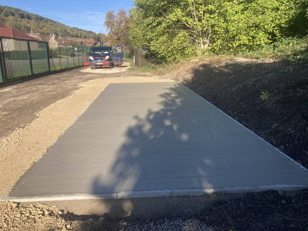 Béton désactivé à Pont-sur-Vanne